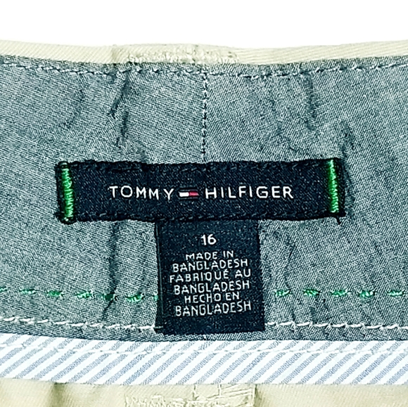 Tommy Hilfiger Womens Shore Khaki Shorts 9 Inch Inseam Size 16 New - Picture 8 of 8